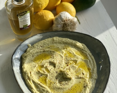 Houmous aux avocats et citrons de Menton