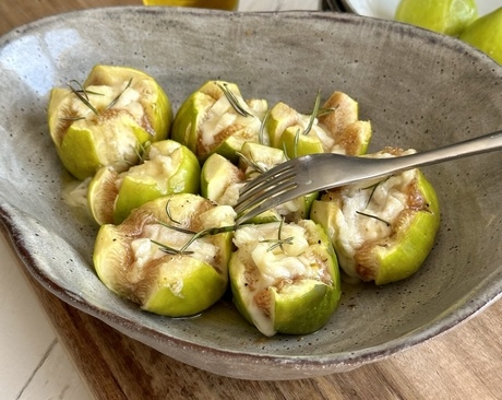 Figues au chèvre chaud et mandarine